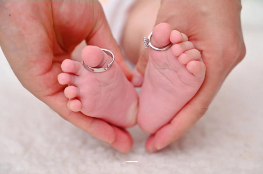延安孕妇多久肚子变大
